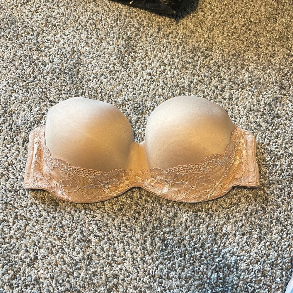 VSX strapless bra